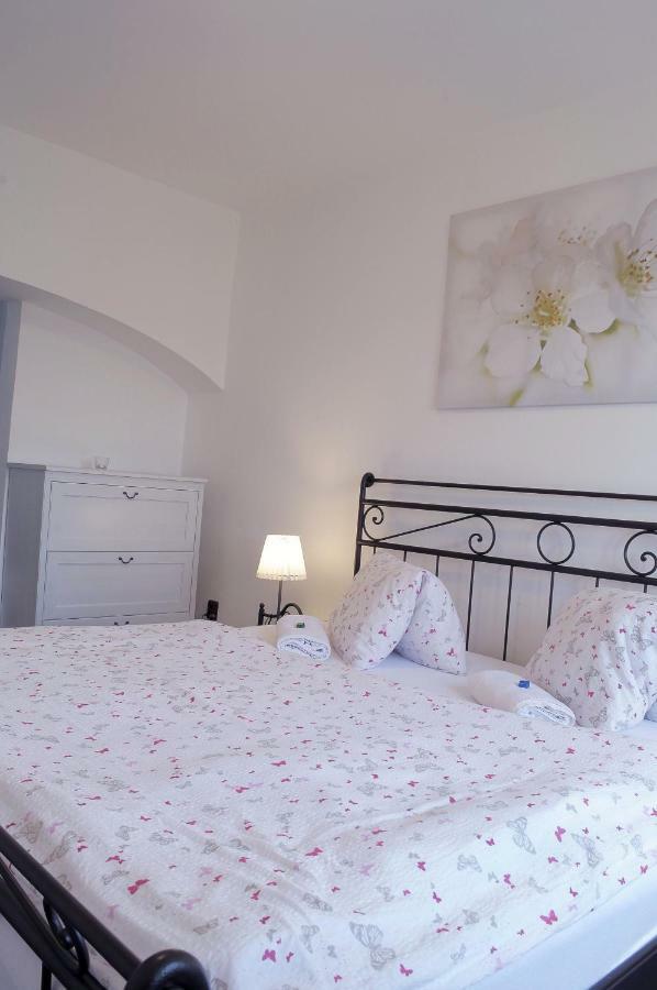 Apartmány V Podzámčí II. Mělník Exterior foto