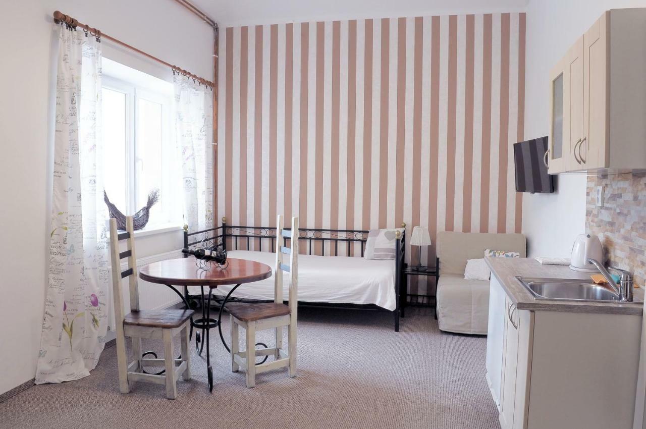 Apartmány V Podzámčí II. Mělník Exterior foto