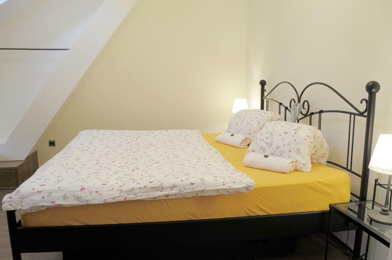 Apartmány V Podzámčí II. Mělník Exterior foto